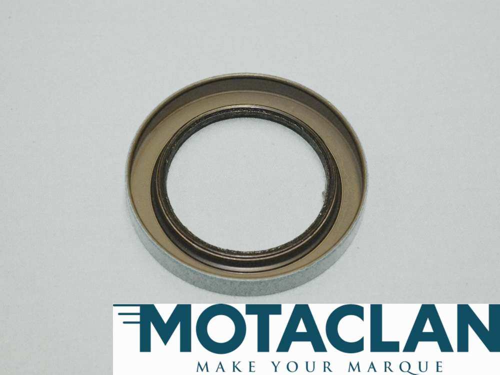 Differential output oil seal